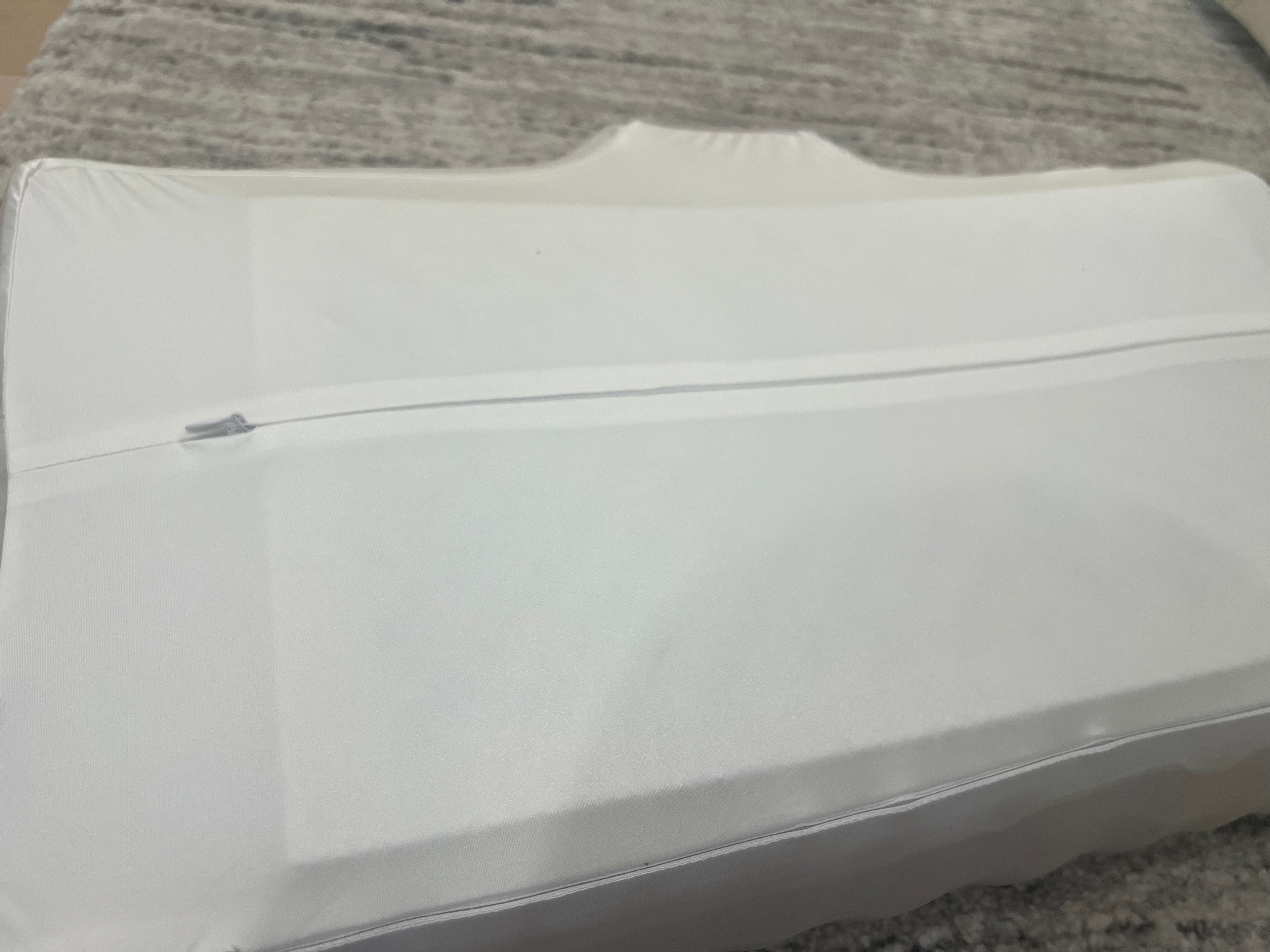 Restvia Crystal Ergonomic Pillow